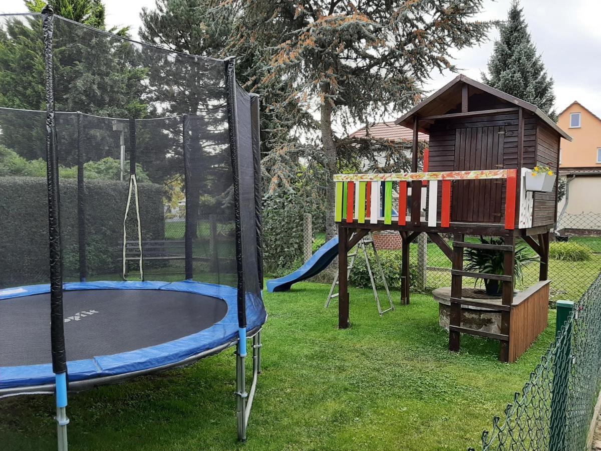 Ferienwohnung Am Park Pegau Exterior foto